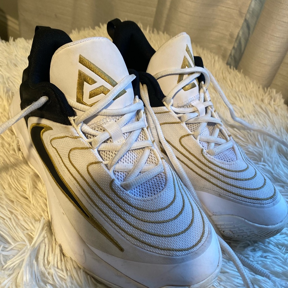 Nike White and Gold Sneakers